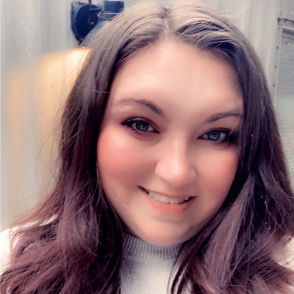 Meet your Posher, Sami J - Picture 1 of 1